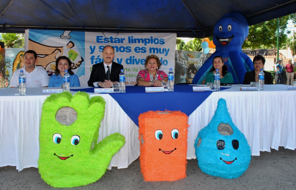 Colgate Palmolive conmemoró “Día mundial de lavado de manos”