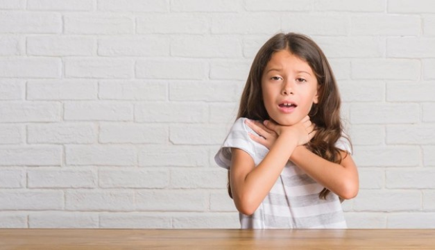 ¿Sabes qué hacer si un niño se asfixia?